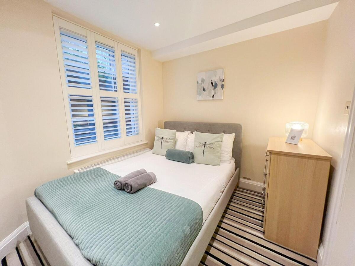 3 Bedroom Apartment With Private Terrace In Pimlico, Westminster, Victoria Londen Buitenkant foto