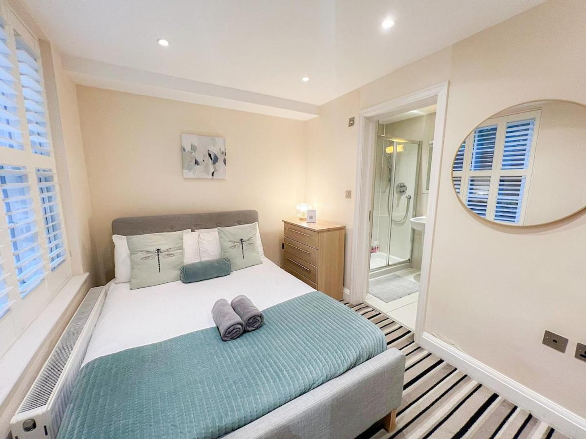 3 Bedroom Apartment With Private Terrace In Pimlico, Westminster, Victoria Londen Buitenkant foto