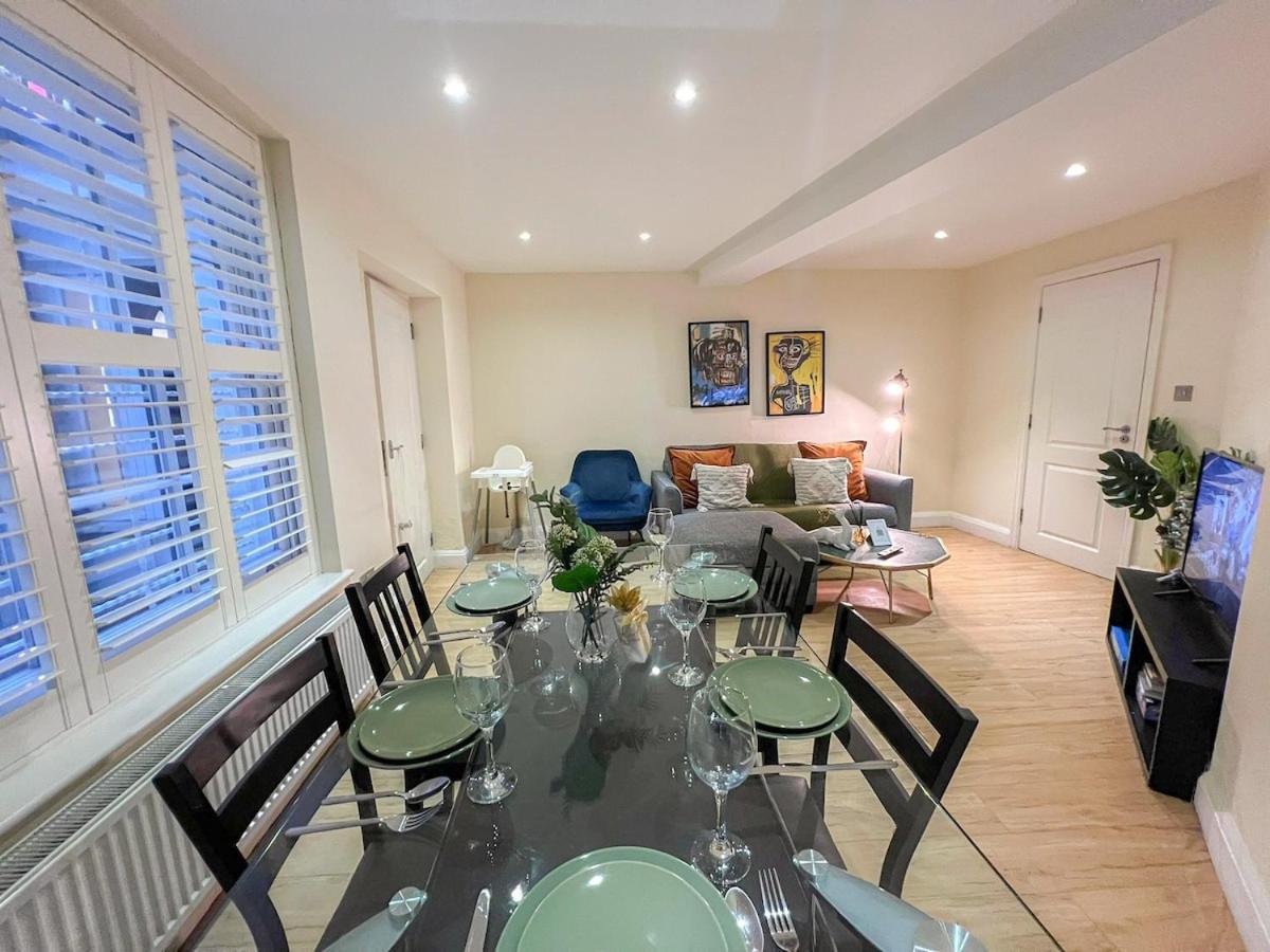 3 Bedroom Apartment With Private Terrace In Pimlico, Westminster, Victoria Londen Buitenkant foto